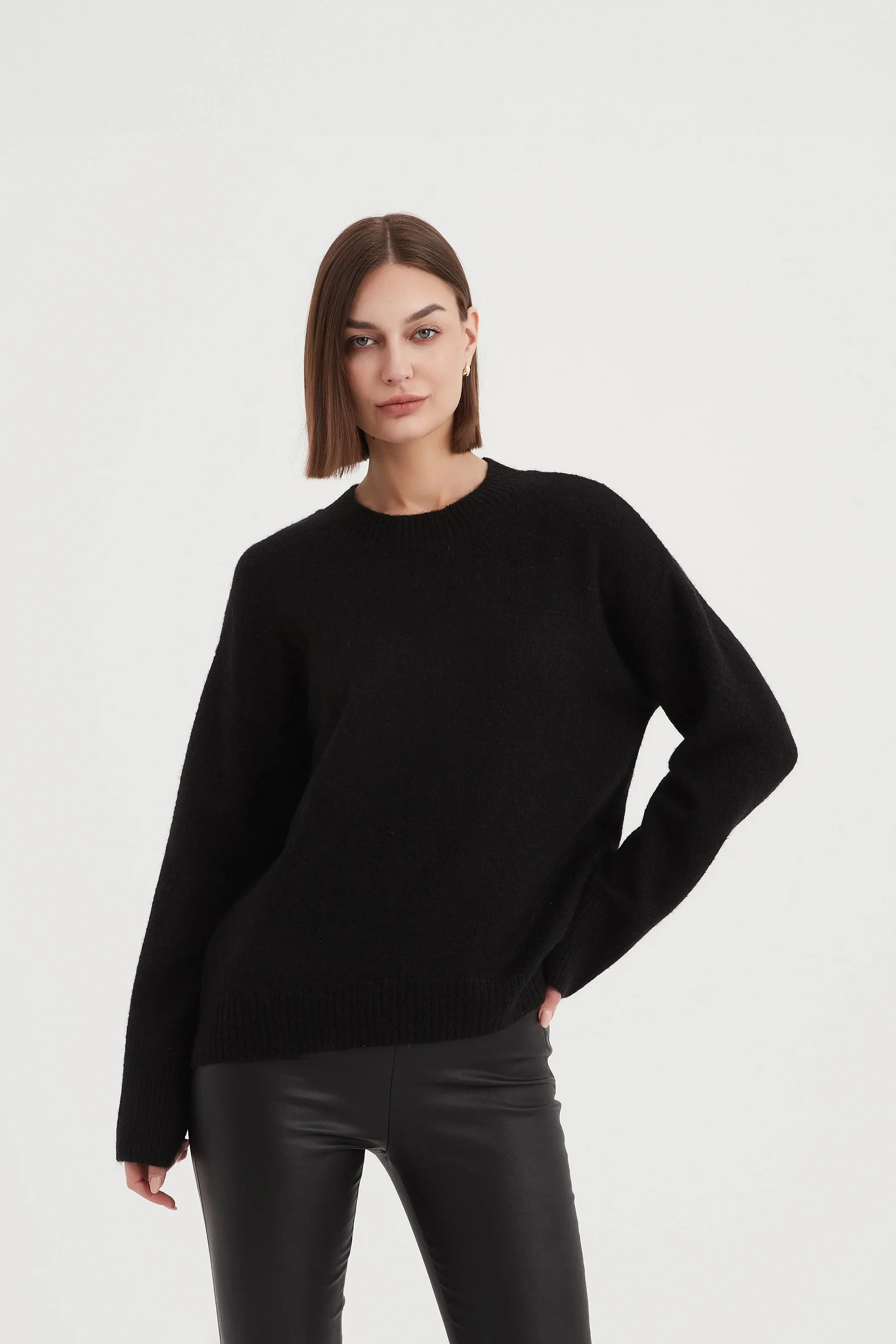 Basic Knit Sweater Black